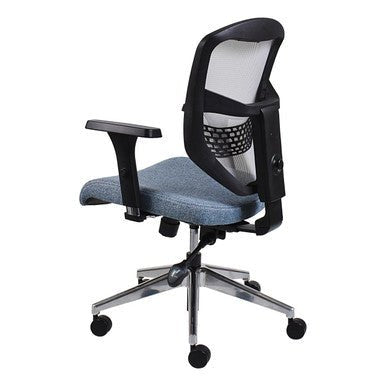 Que Mesh Medium-Back Office Chair